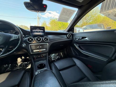 Used 2017 Mercedes-Benz CLA 250 4MATIC image 22