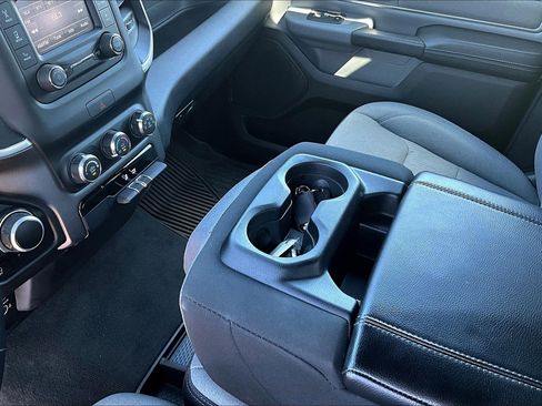 Used 2022 RAM 1500 Big Horn AWD/4WD image 19