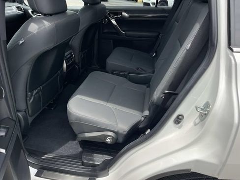 Used 2023 Lexus GX 460 Premium AWD/4WD image 20