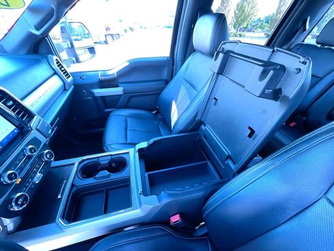 Used 2022 Ford F350 Lariat w/ Black Appearance Package AWD/4WD image 30