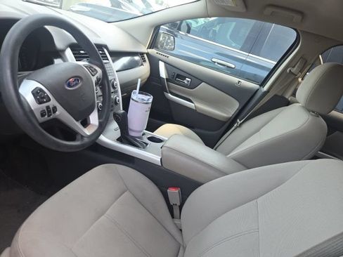 Used 2012 Ford Edge SE FWD image 5