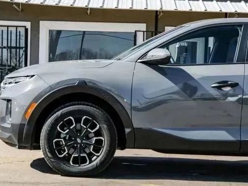 Used 2024 Hyundai Santa Cruz SEL AWD/4WD image 16