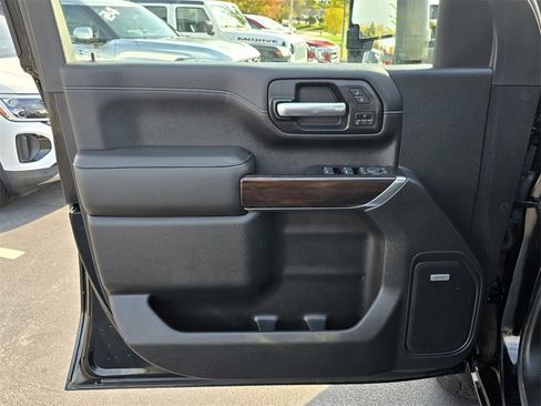 Used 2020 GMC Sierra 2500 SLT w/ SLT Premium Plus Package image 11