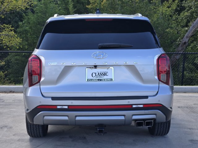 Used 2024 Hyundai Palisade Limited FWD image 7