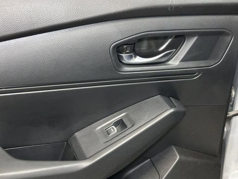 Used 2023 Honda Accord EX image 31