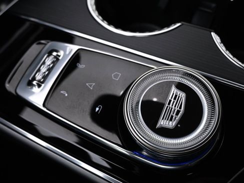 Certified 2024 Cadillac Lyriq Luxury w/ LPO, Floor Liner Package image 32