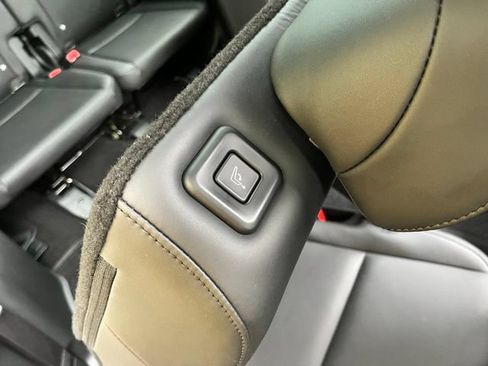 Used 2025 Hyundai Santa Fe Calligraphy AWD/4WD image 28
