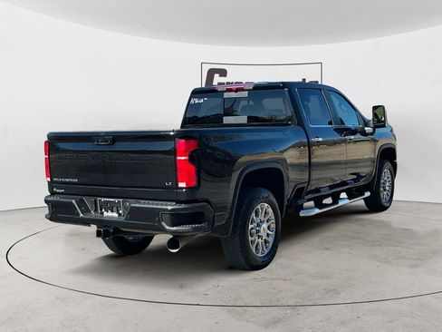 Used 2025 Chevrolet Silverado 2500 LT w/ Z71 Chrome Sport Edition image 5