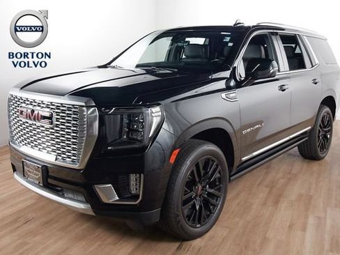 Used 2021 GMC Yukon Denali w/ Denali Premium Package AWD/4WD image 1