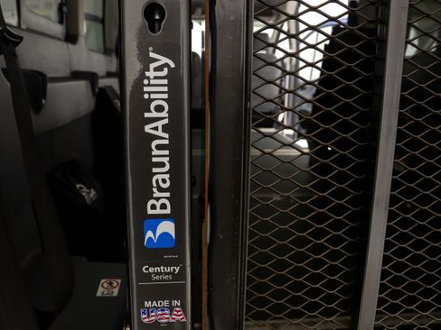 Used 2019 Ford Transit 350 XL RWD image 14