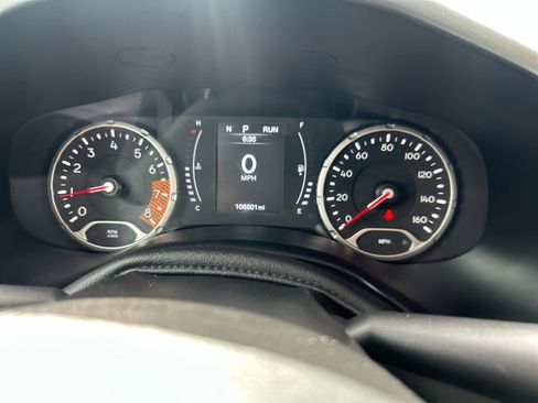 Used 2021 Jeep Renegade Sport AWD/4WD image 14
