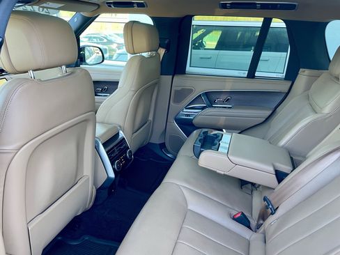 Used 2022 Land Rover Range Rover SE AWD/4WD image 30