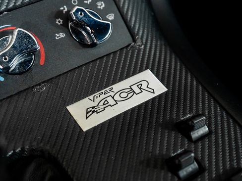 Used 2001 Dodge Viper GTS image 44