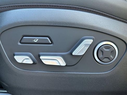 New 2026 Hyundai Ioniq 9 Limited w/ Tow & Go Package image 36