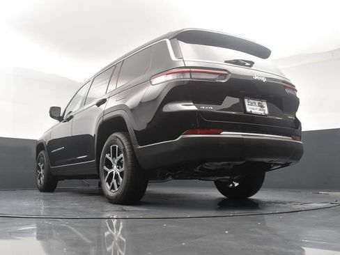 Used 2025 Jeep Grand Cherokee L Limited AWD/4WD image 22