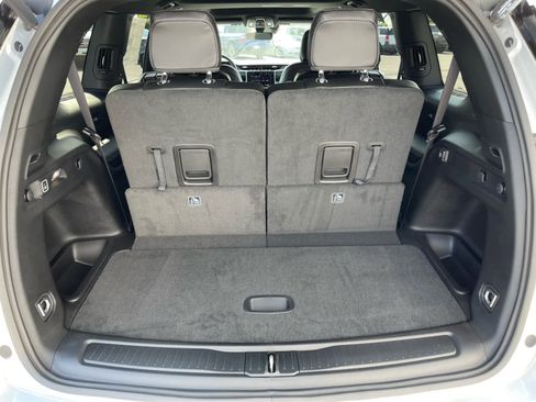 New 2025 Jeep Grand Cherokee L Altitude image 25