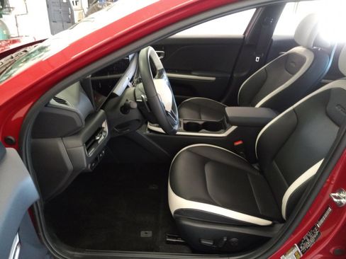 Certified 2026 Kia K4 GT-Line w/ GT-Line Sunroof Package FWD image 17
