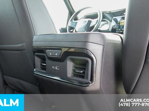Used 2024 GMC Sierra 1500 AT4 image 40