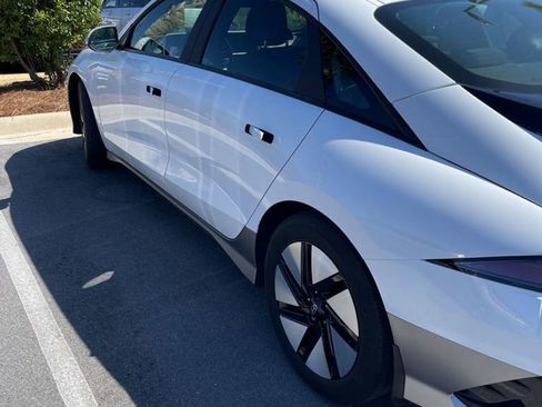 Used 2024 Hyundai Ioniq 6 SE image 9