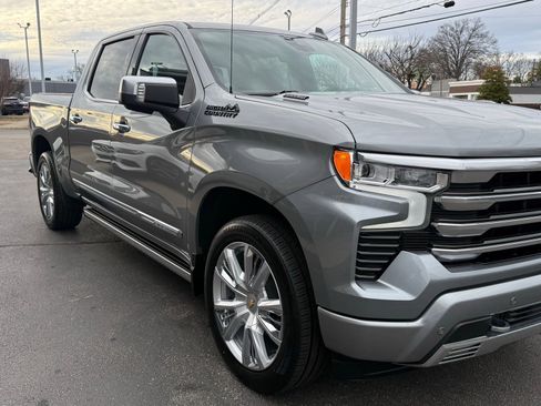 Used 2023 Chevrolet Silverado 1500 High Country w/ High Country Premium Package image 6