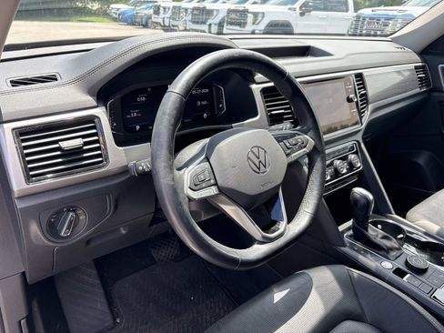 Used 2021 Volkswagen Atlas SEL Premium AWD/4WD image 18