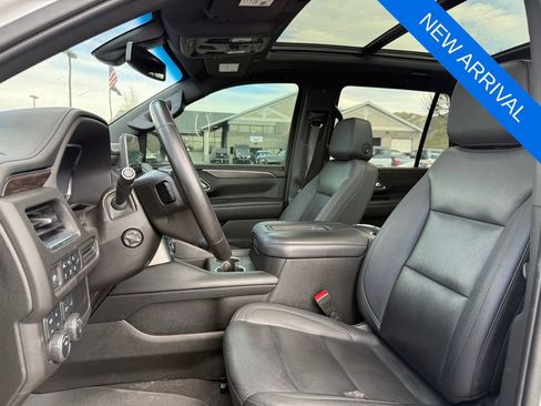 Used 2022 Chevrolet Tahoe Z71 w/ Luxury Package AWD/4WD image 9