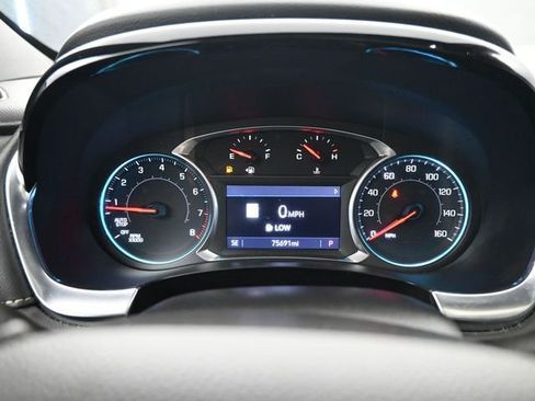 Used 2022 Chevrolet Traverse LT w/ LT Premium Package FWD image 15