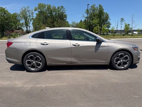 Used 2023 Chevrolet Malibu LT w/ Driver Confidence Package FWD image 6