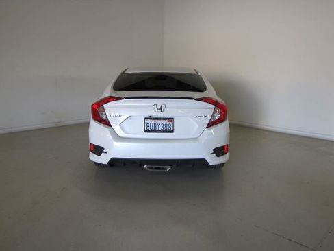 Used 2020 Honda Civic Sport image 23