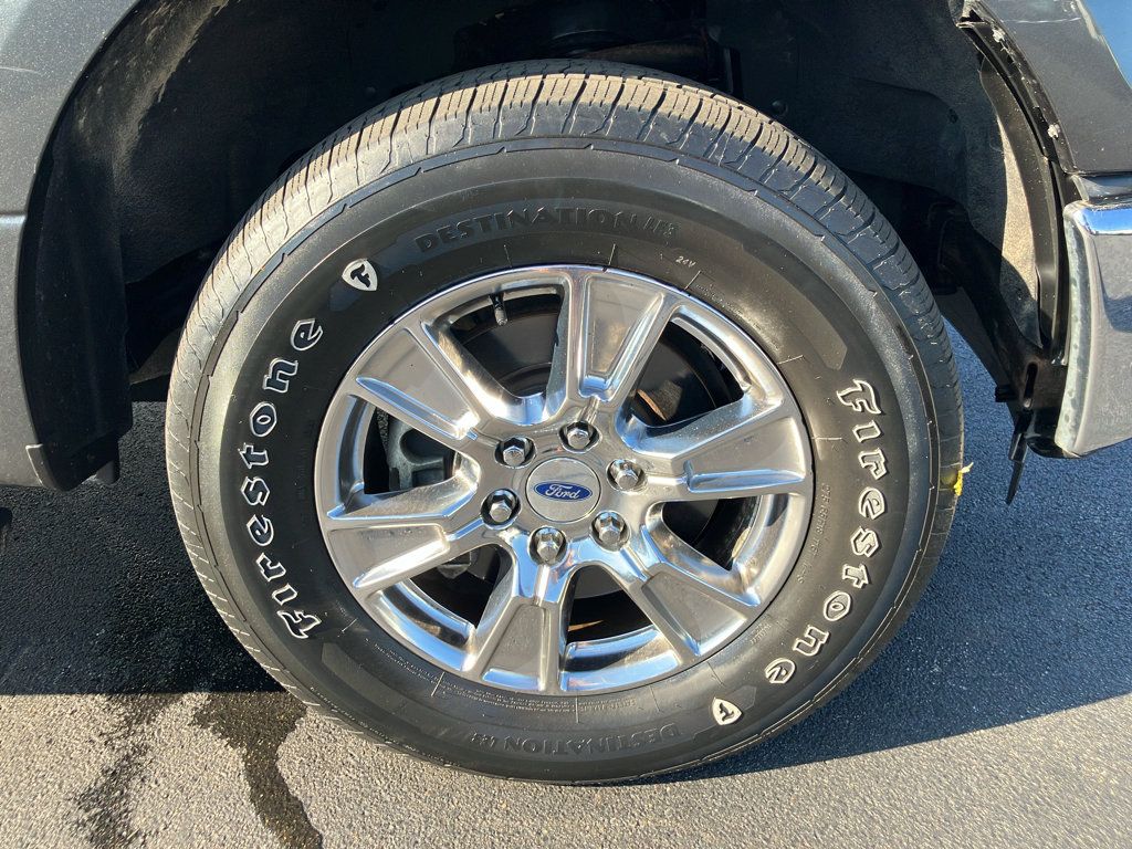 Used 2016 Ford F150 XLT w/ Equipment Group 302A Luxury AWD/4WD image 13