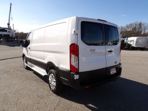 Used 2024 Ford Transit 250 Low Roof w/ Exterior Upgrade Package RWD image 5