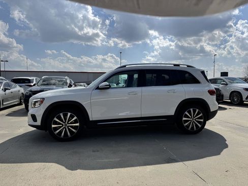 Certified 2022 Mercedes-Benz GLB 250 GLB 250 w/ Premium Package image 16