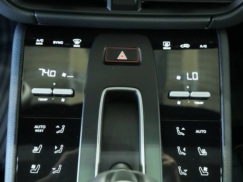 New 2025 Porsche Macan image 21