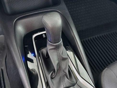 Certified 2025 Toyota Corolla LE FWD image 15