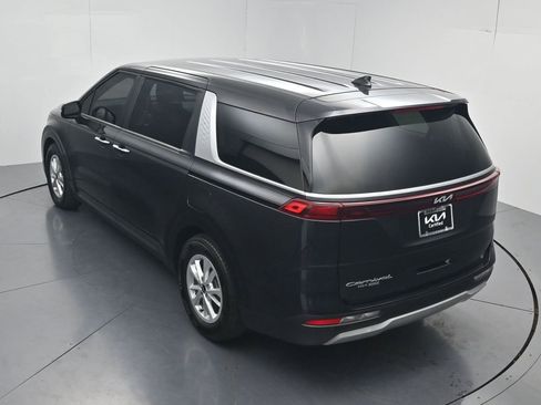 Used 2022 Kia Carnival LX FWD image 50