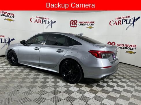 Used 2022 Honda Civic Sport image 6