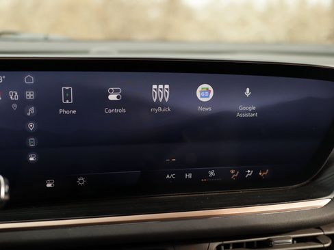 Used 2025 Buick Envision Sport Touring image 16