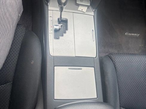 Used 2011 Toyota Camry SE w/ SE Extra-Value Pkg #1 image 10