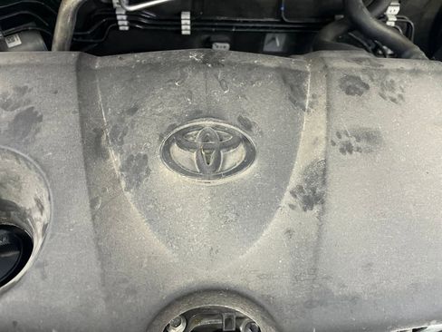 Used 2023 Toyota RAV4 XLE image 12