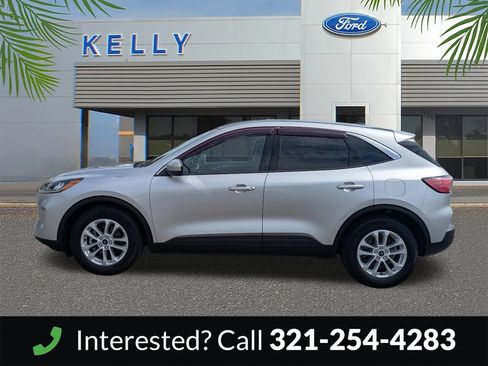 Used 2020 Ford Escape SE FWD image 9