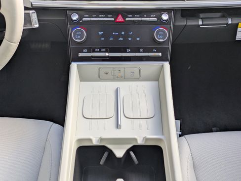 New 2026 Hyundai Santa Fe SE FWD image 19