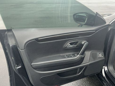 Used 2014 Volkswagen CC Executive image 13