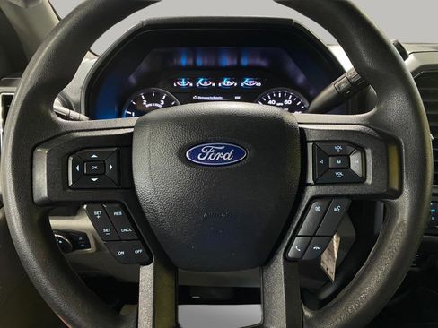 Used 2021 Ford F250 XLT w/ FX4 Off-Road Package AWD/4WD image 12