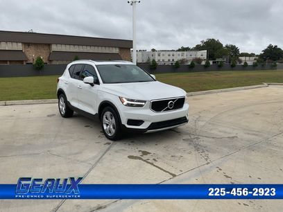 Used 2020 Volvo XC40 T4 Momentum