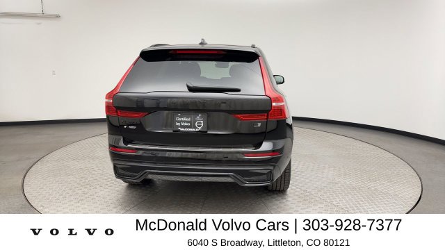 Certified 2024 Volvo XC60 T8 Ultimate w/ Protection Package Premier AWD/4WD image 3