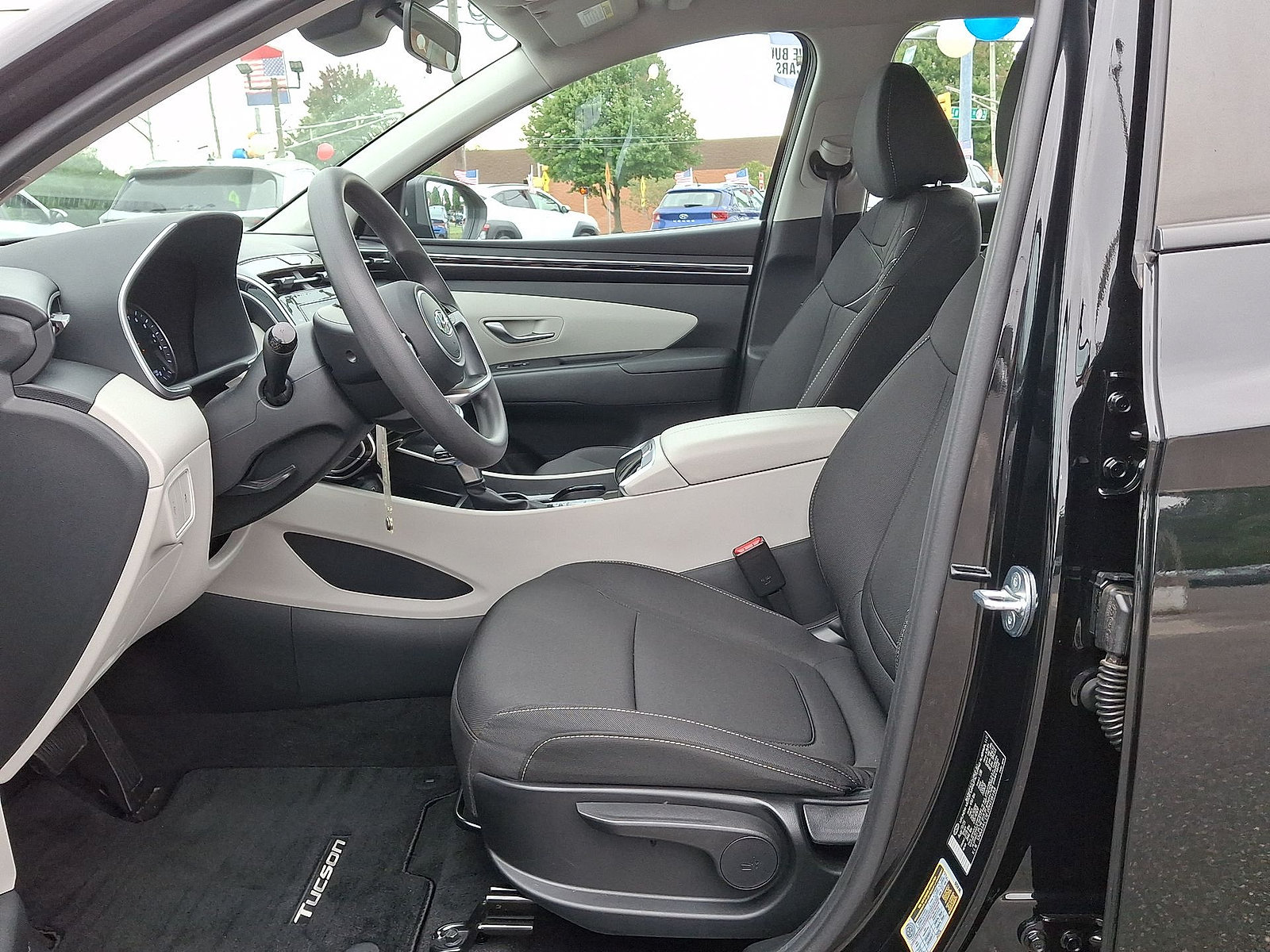 Certified 2024 Hyundai Tucson SE AWD/4WD image 17