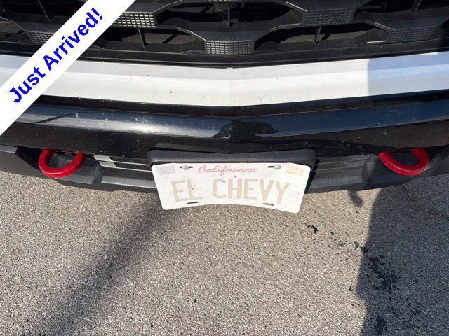Used 2022 Chevrolet Silverado 1500 Custom Trail Boss w/ LPO, Dark Essentials Package AWD/4WD image 9