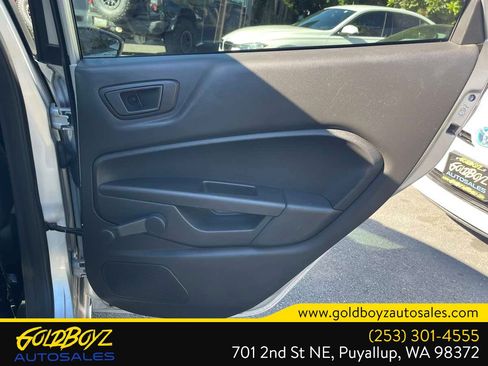 Used 2015 Ford Fiesta S FWD image 17