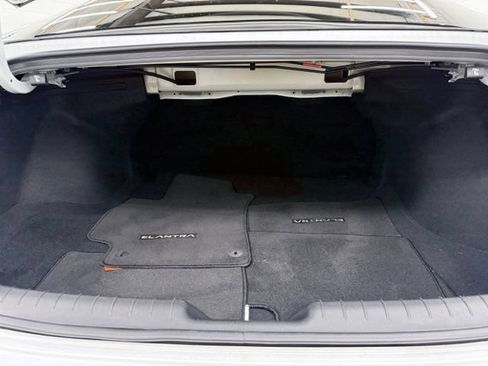 Used 2026 Hyundai Elantra Sport FWD image 12