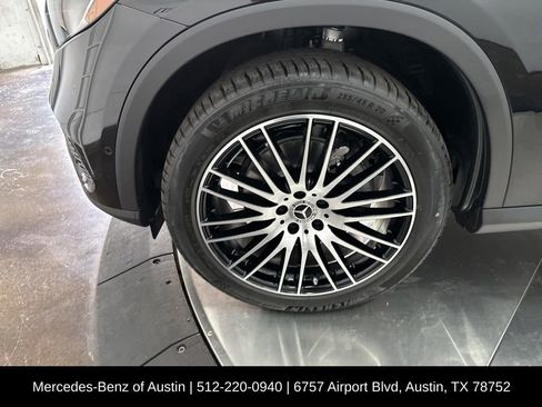Certified 2026 Mercedes-Benz GLC 300 image 33